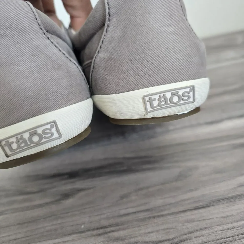 Taos Moc Star 2 Women's Sneakers Taupe Canvas Low Top Lace Up 9 Comfort Shoes